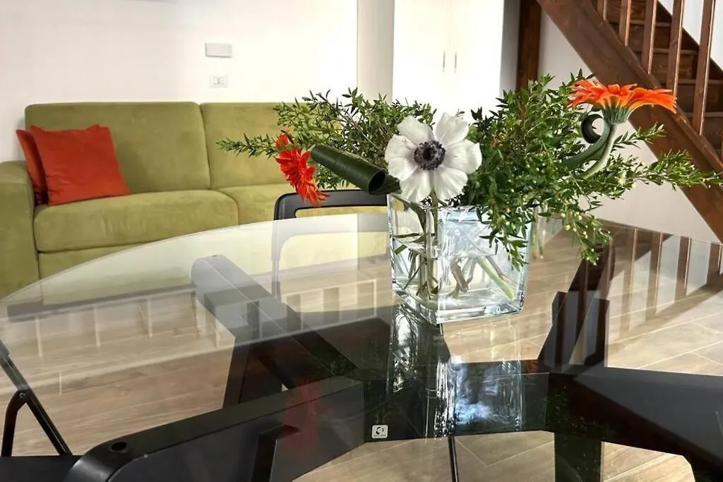 Casa Donnaregina Apartment Naples